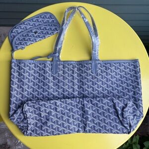 Stylish Blue Patterned Water Repellant Tote Bag and Matching Change Purse